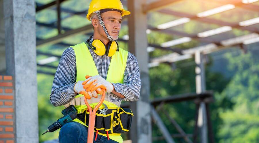 Professional gutter cleaning in Balfour, ND